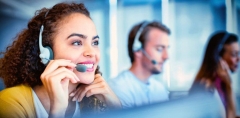 Une opératrice du service client